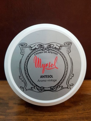 Myrsol - Crema de afeitar Antesol de 150 g